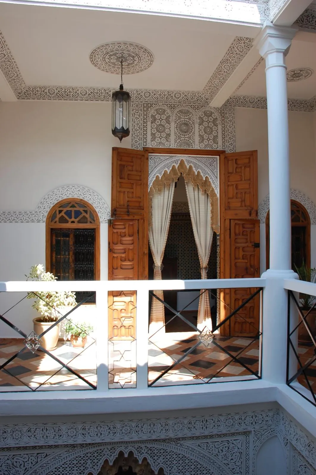Le patio vu de la galerie du premier étage